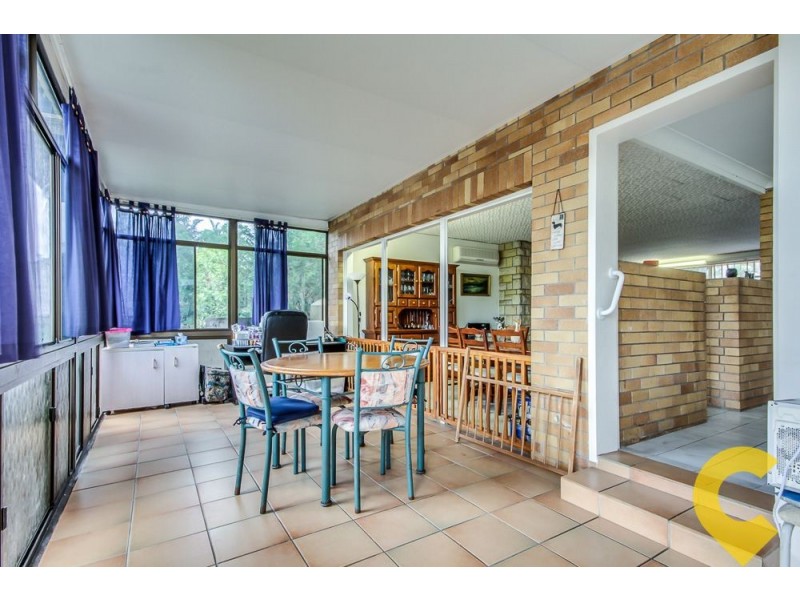 118 Barbaralla Drive, Springwood QLD 4127