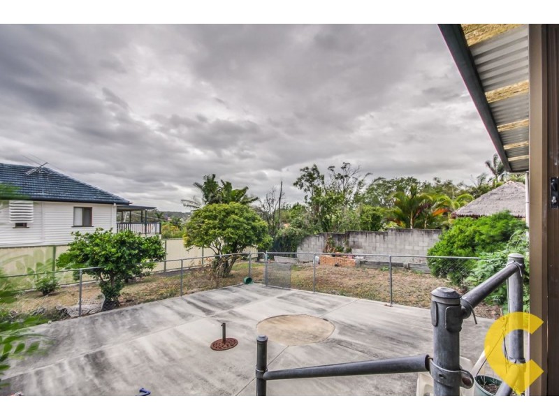 118 Barbaralla Drive, Springwood QLD 4127