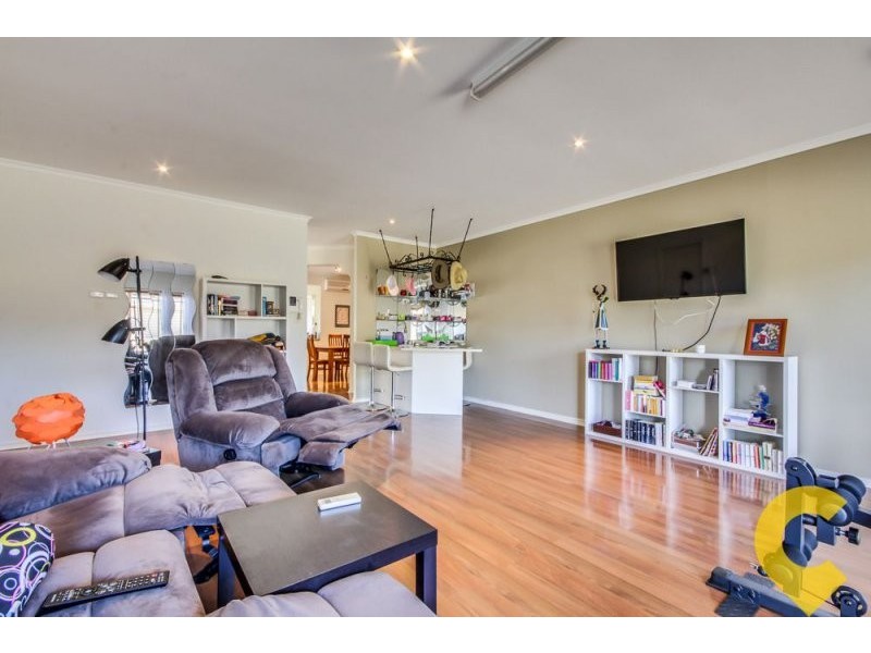 16 Riverside Terrace, Windaroo QLD 4207