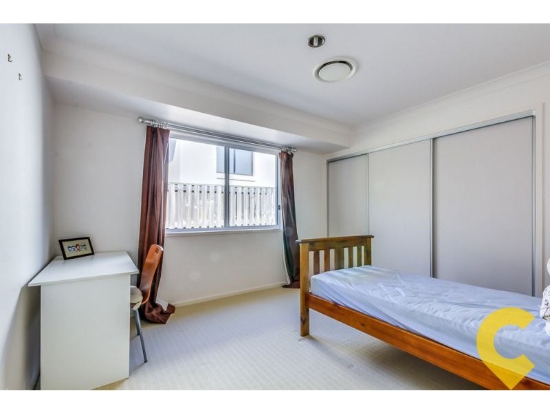 19 Dennis Vale Drive, Daisy Hill QLD 4127