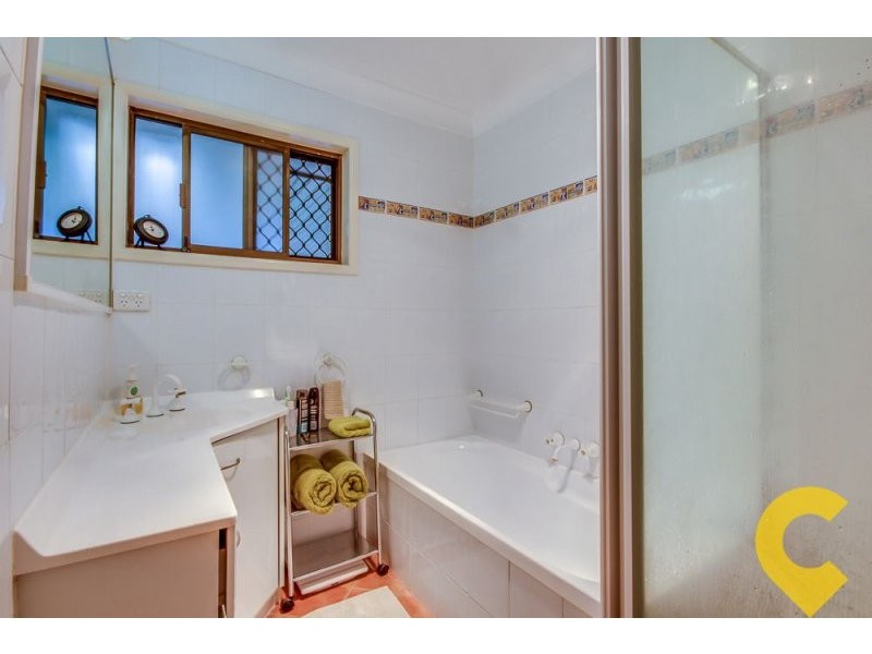 11 Sapium Street, Kingston QLD 4114