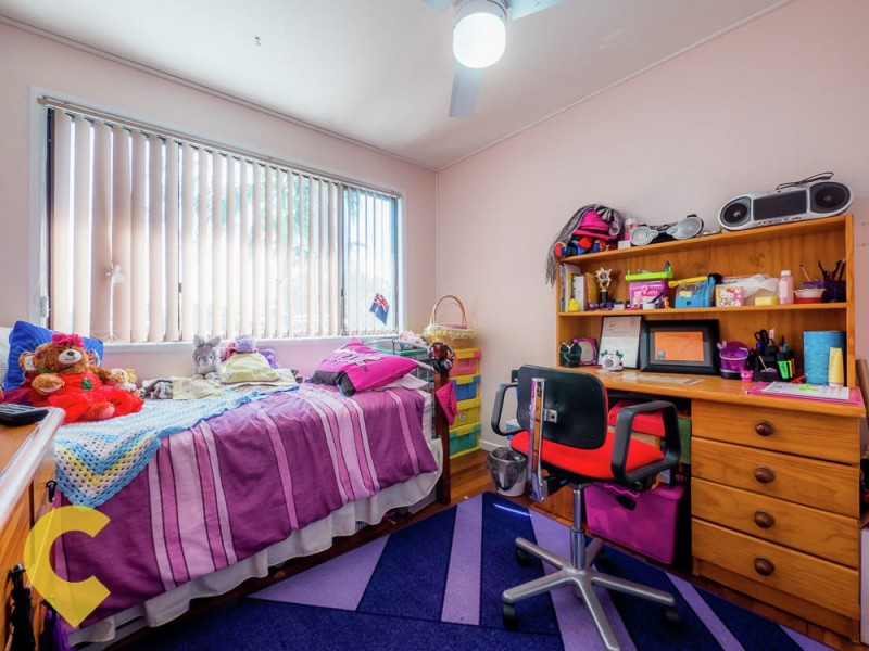 22 Aquarius Drive, Kingston QLD 4114