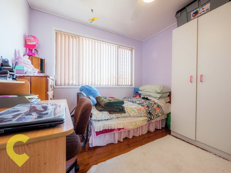 22 Aquarius Drive, Kingston QLD 4114