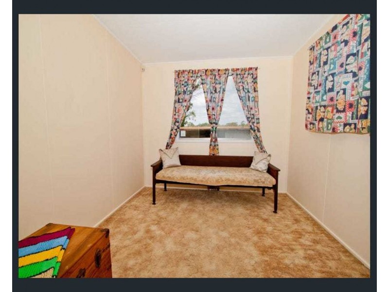 117 Nyleta St, Coopers Plains QLD 4108