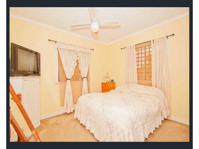 117 Nyleta St, Coopers Plains QLD 4108