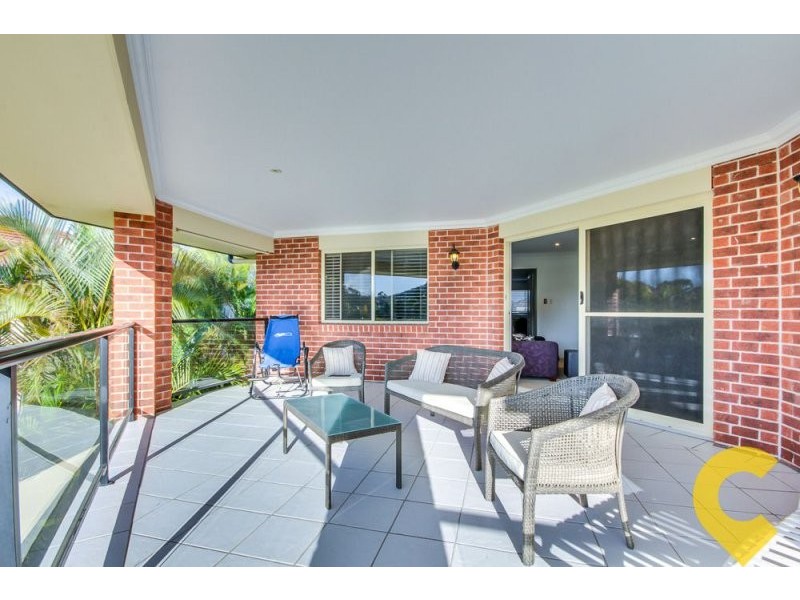 33 The Avenue, Windaroo QLD 4207