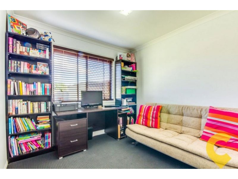 16 Lizda Street, Marsden QLD 4132