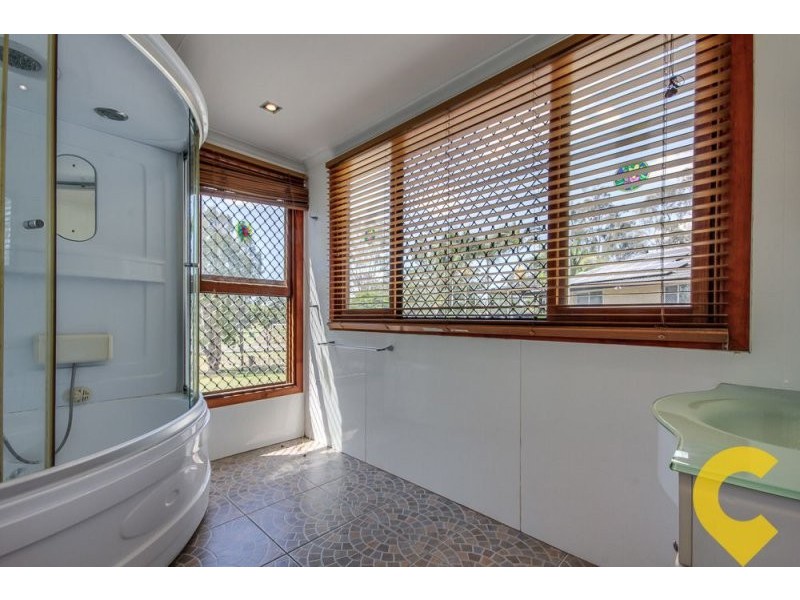 15 Burow Road, Waterford West QLD 4133