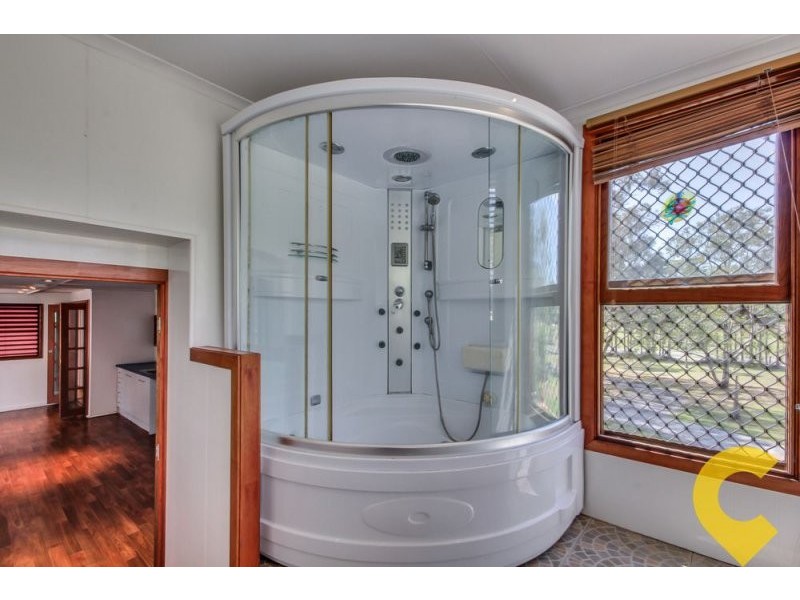 15 Burow Road, Waterford West QLD 4133