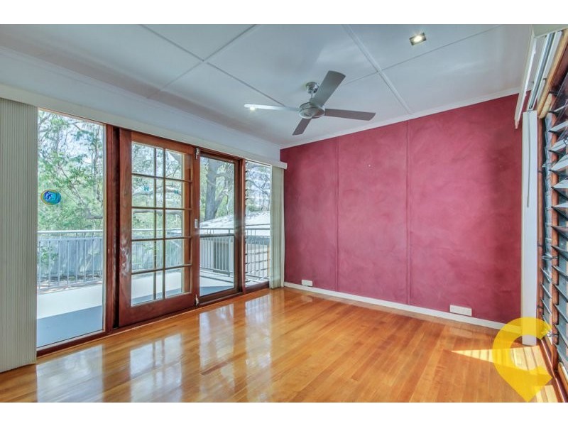 15 Burow Road, Waterford West QLD 4133