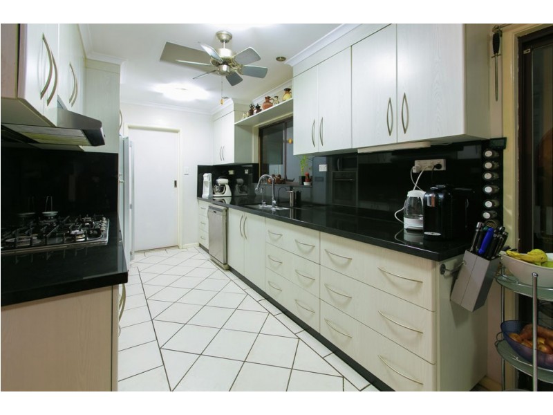 17 Westmoreland Boulevard, Springwood QLD 4127