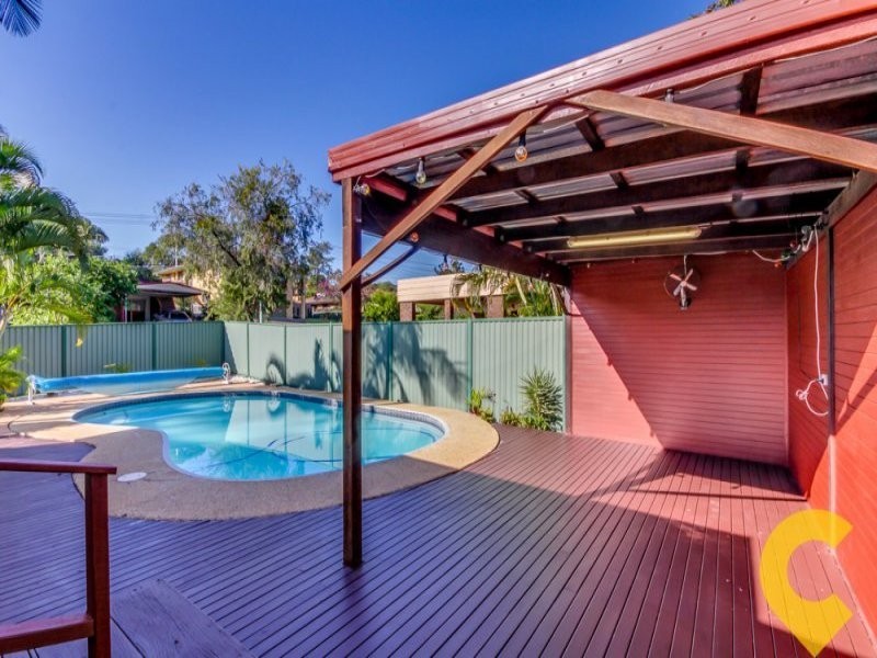 11 Karoonda Crescent, Rochedale South QLD 4123
