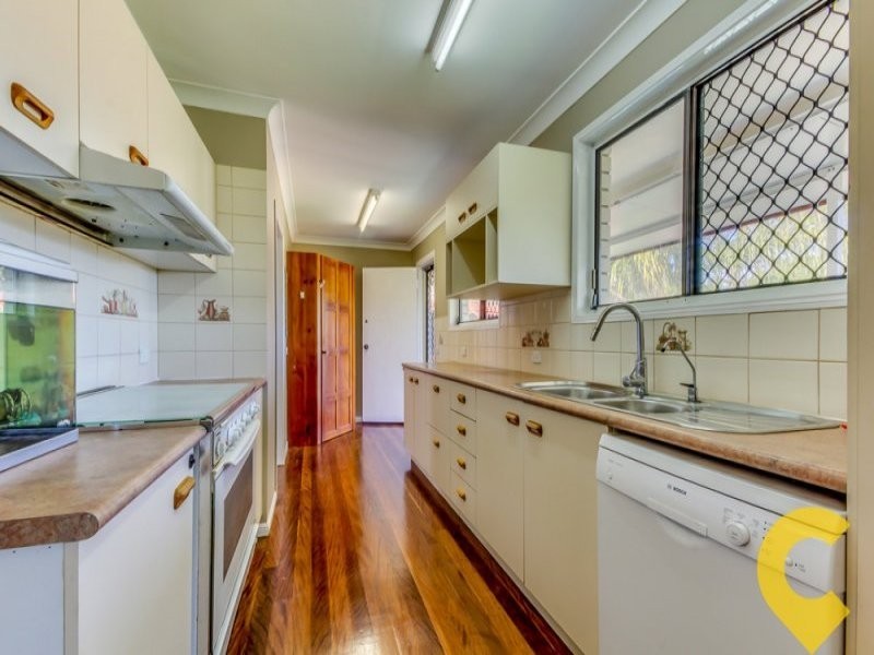 11 Karoonda Crescent, Rochedale South QLD 4123