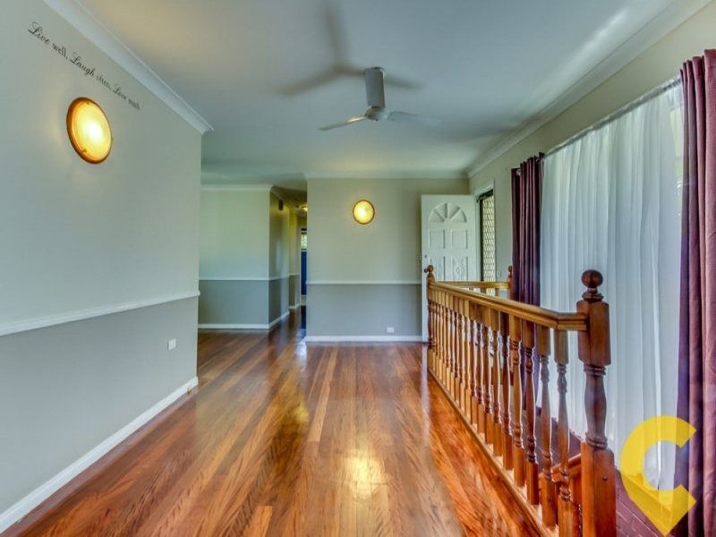 11 Karoonda Crescent, Rochedale South QLD 4123