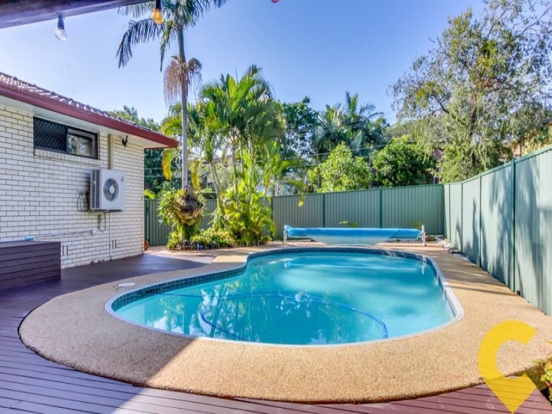11 Karoonda Crescent, Rochedale South QLD 4123