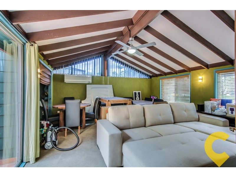 5 Deloraine Drive, Springwood QLD 4127