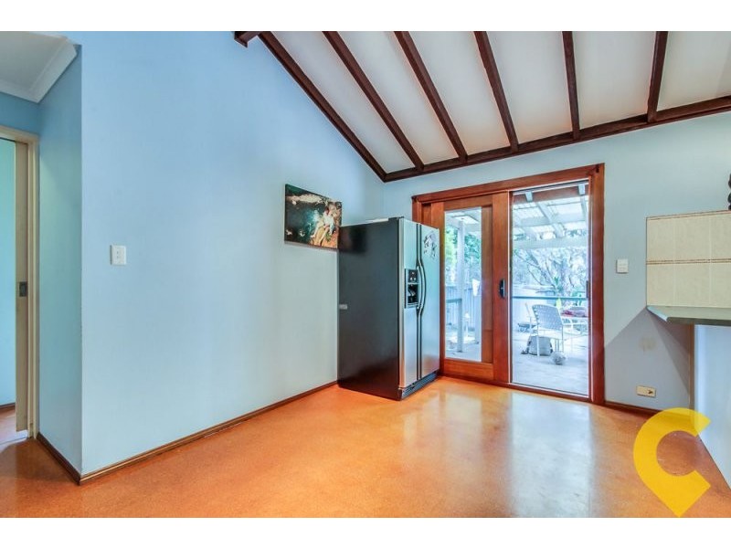 5 Deloraine Drive, Springwood QLD 4127