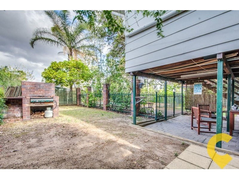 31 Brisbane Street, Kingston QLD 4114