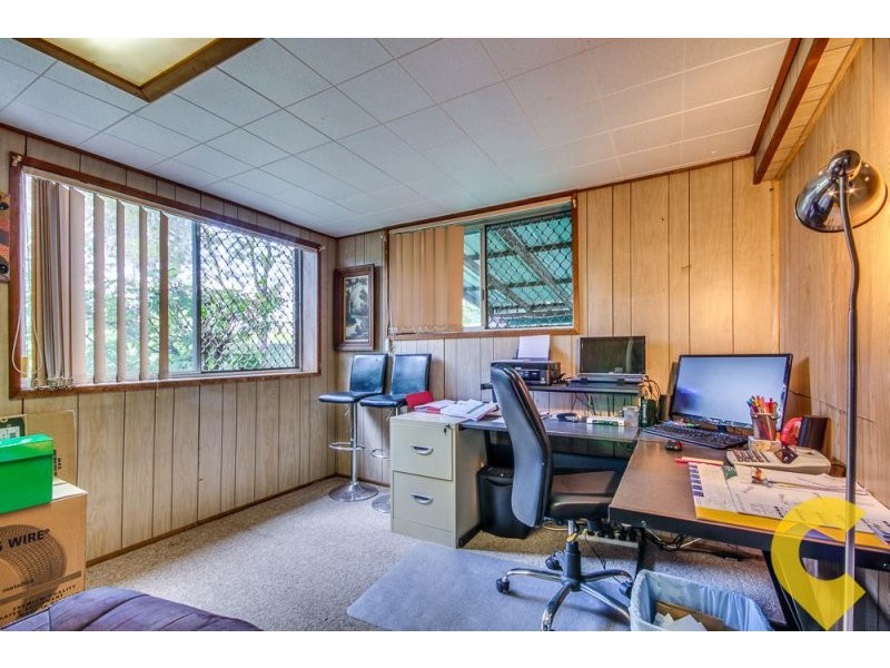 31 Brisbane Street, Kingston QLD 4114