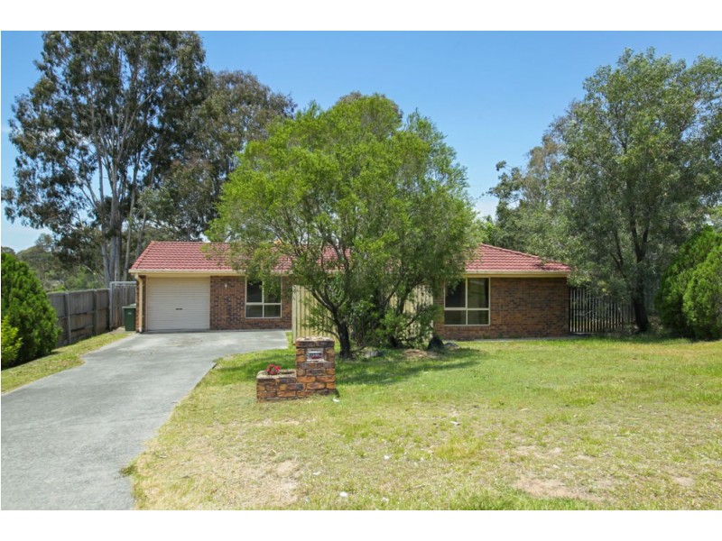 5 Maggie Ct, Edens Landing QLD 4207