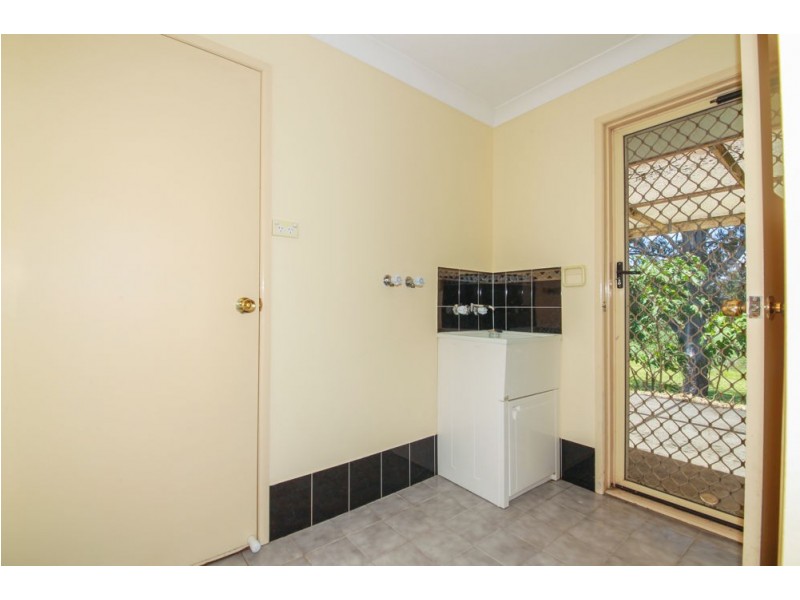 5 Maggie Ct, Edens Landing QLD 4207