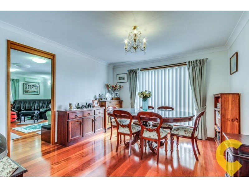 9 Kurru Street, Eight Mile Plains QLD 4113