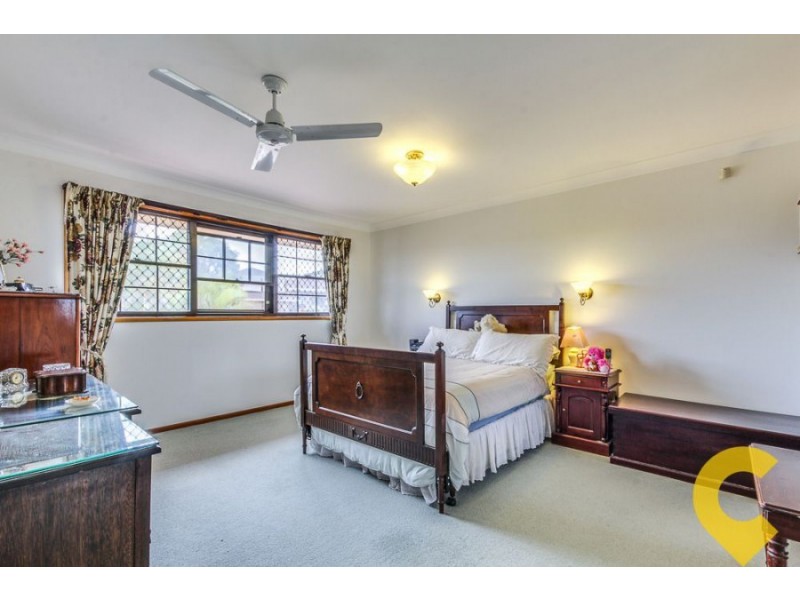 9 Kurru Street, Eight Mile Plains QLD 4113