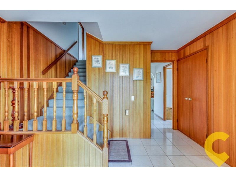 9 Kurru Street, Eight Mile Plains QLD 4113