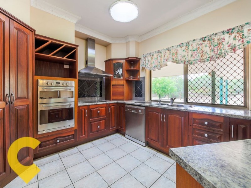 27 Stubbin Street, Belivah QLD 4207