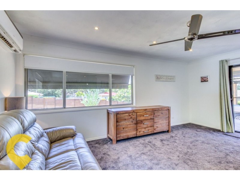 22 Veronica Avenue, Daisy Hill QLD 4127