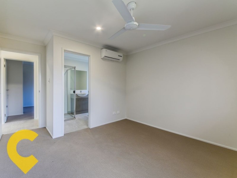 4 Denham Cct, Willow Vale QLD 4209