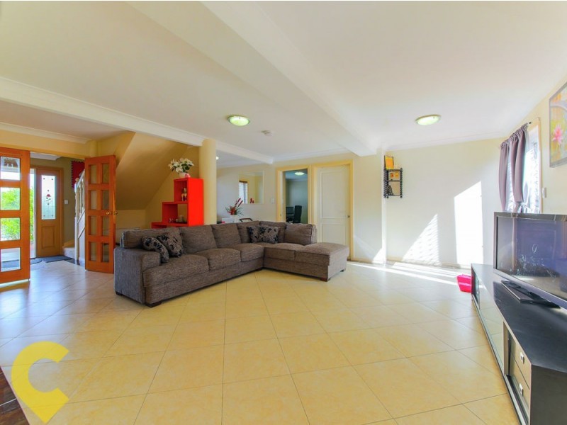 3 Benbow Court, Springwood QLD 4127