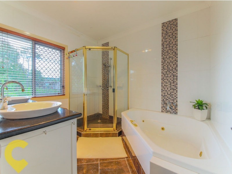 3 Benbow Court, Springwood QLD 4127