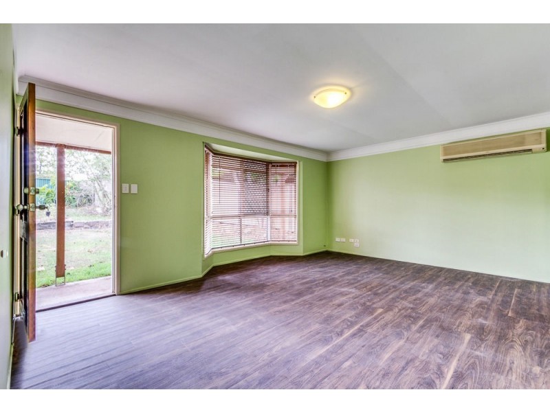 26 Colisa Crescent, Regents Park QLD 4118