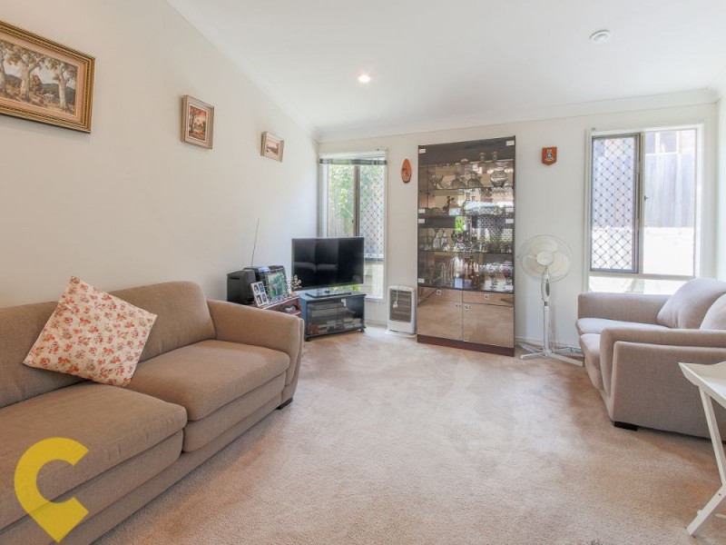 62 Woodlands Boulevard, Waterford QLD 4133