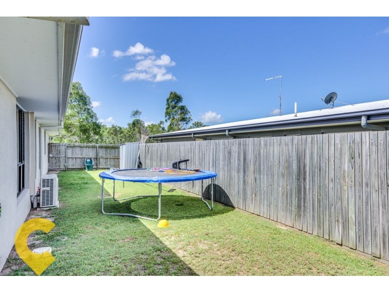 34 Stoneleigh Way, Holmview QLD 4207
