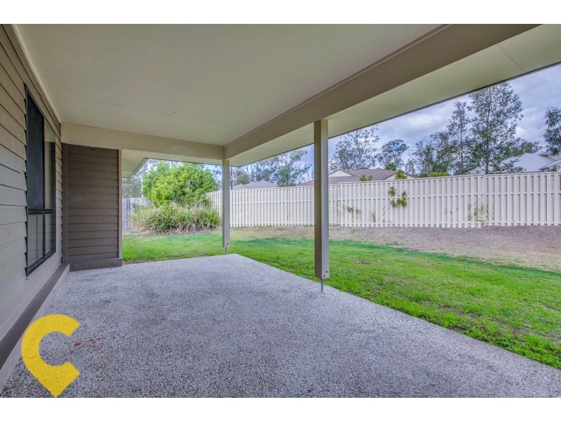 12 Bellthorpe Crescent, Waterford QLD 4133