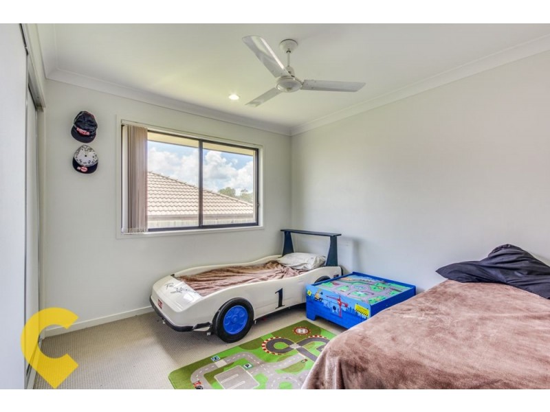 12 Bellthorpe Crescent, Waterford QLD 4133