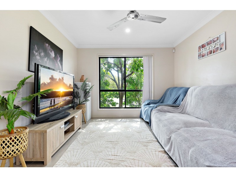 9 Saltram Avenue, Holmview QLD 4207