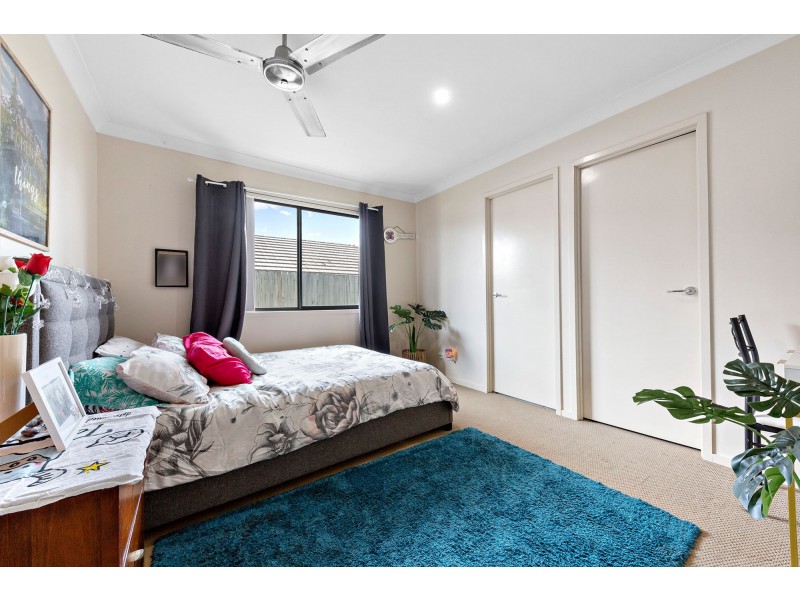 9 Saltram Avenue, Holmview QLD 4207