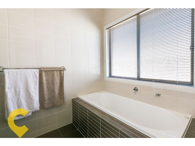 52 Rose Valley Drive, Upper Coomera QLD 4209