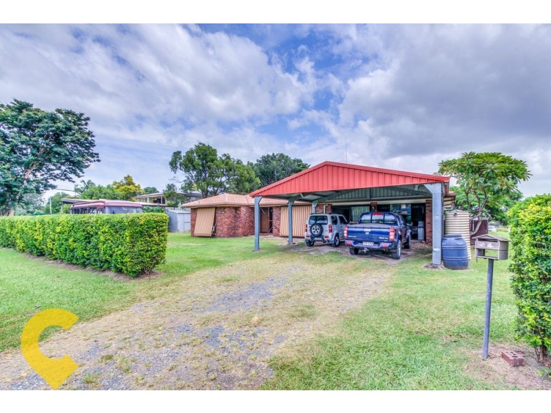 24 Logan Parade, Logan Reserve QLD 4133