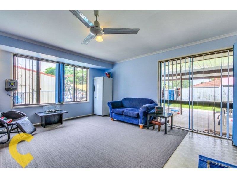 24 Logan Parade, Logan Reserve QLD 4133