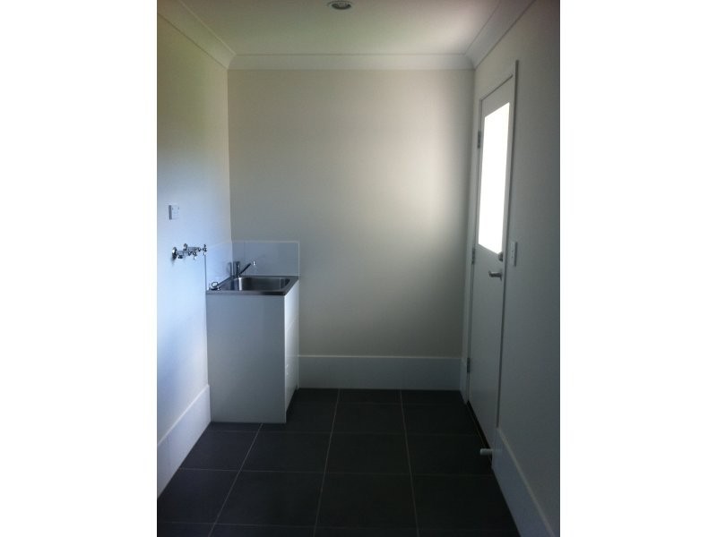 8 Breezeway Drive, Bahrs Scrub QLD 4207