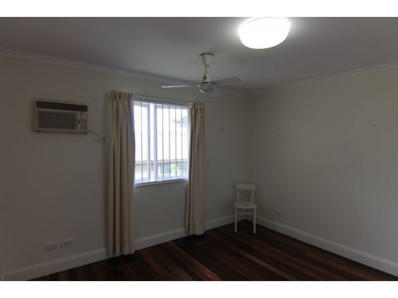 16 Breslin Street, Carina QLD 4152