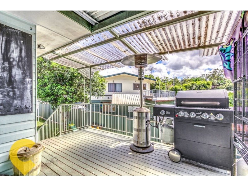36 Woody Avenue, Kingston QLD 4114