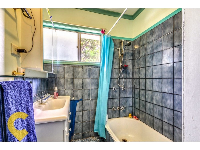 36 Woody Avenue, Kingston QLD 4114