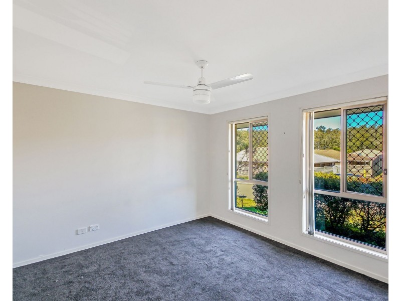 7 Oakvale Avenue, Holmview QLD 4207