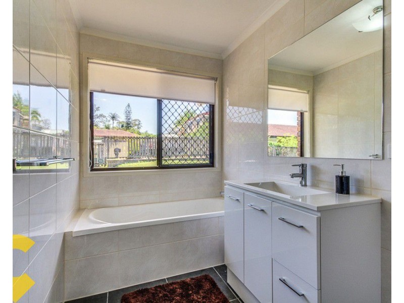 30 Jackson Road, Sunnybank Hills QLD 4109