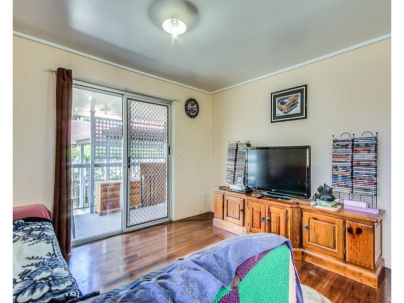 5 Bianca Street, Loganlea QLD 4131